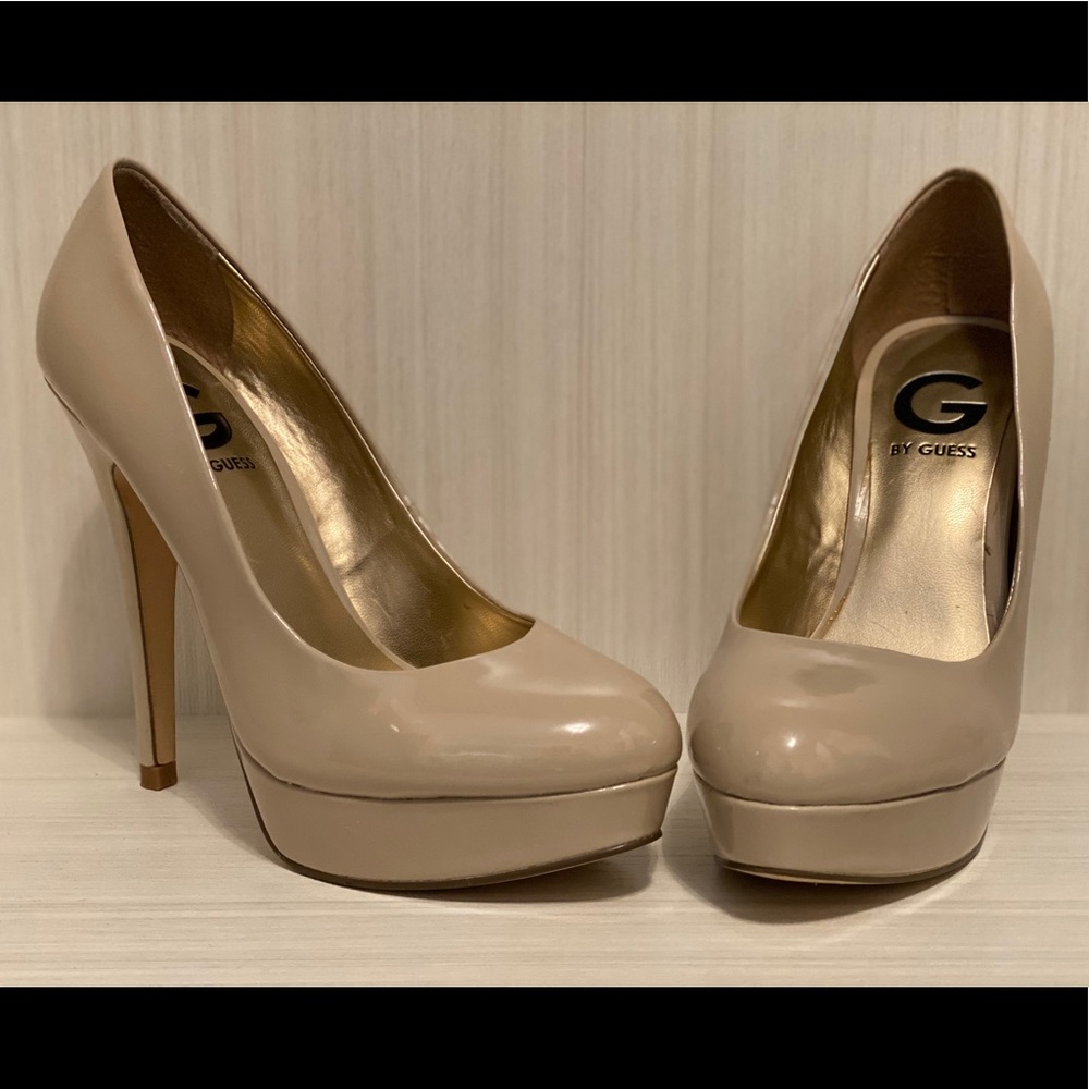 Guess Platform Patent Leather Heel Size 5.5